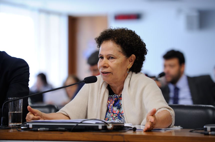 Em audiência pública, Regina Sousa pede a ministro que suste portaria sobre o trabalho escravo